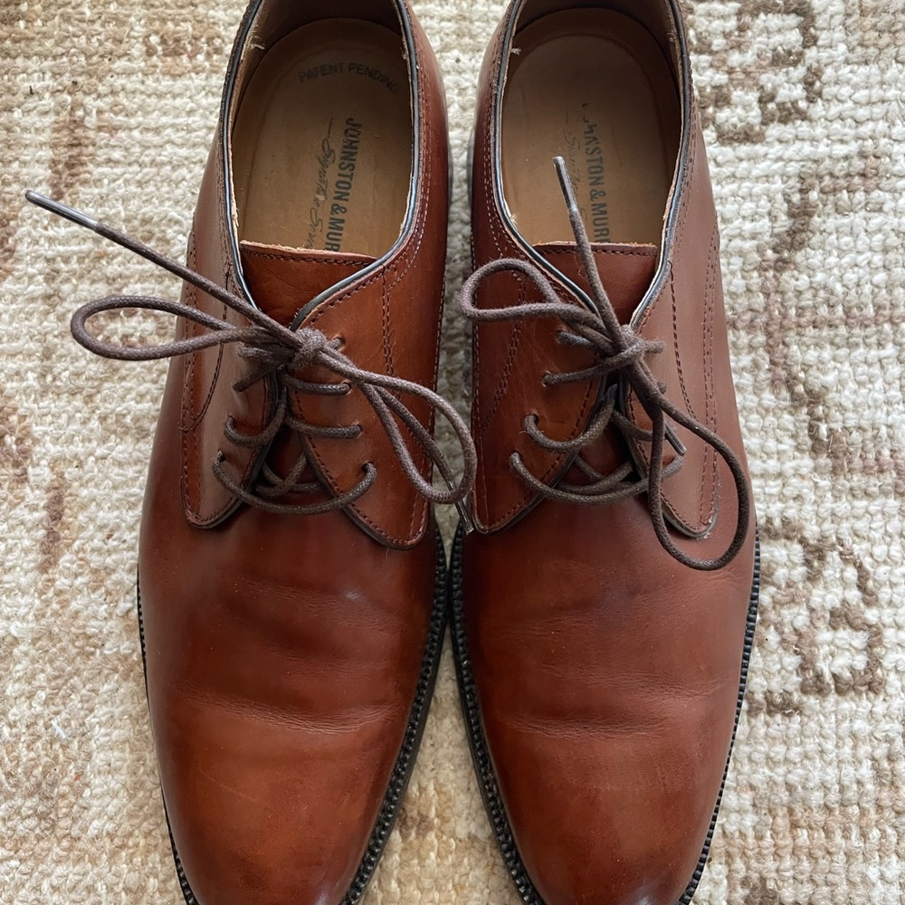 Johnston & Murphy Brown Leather Oxford Shoes